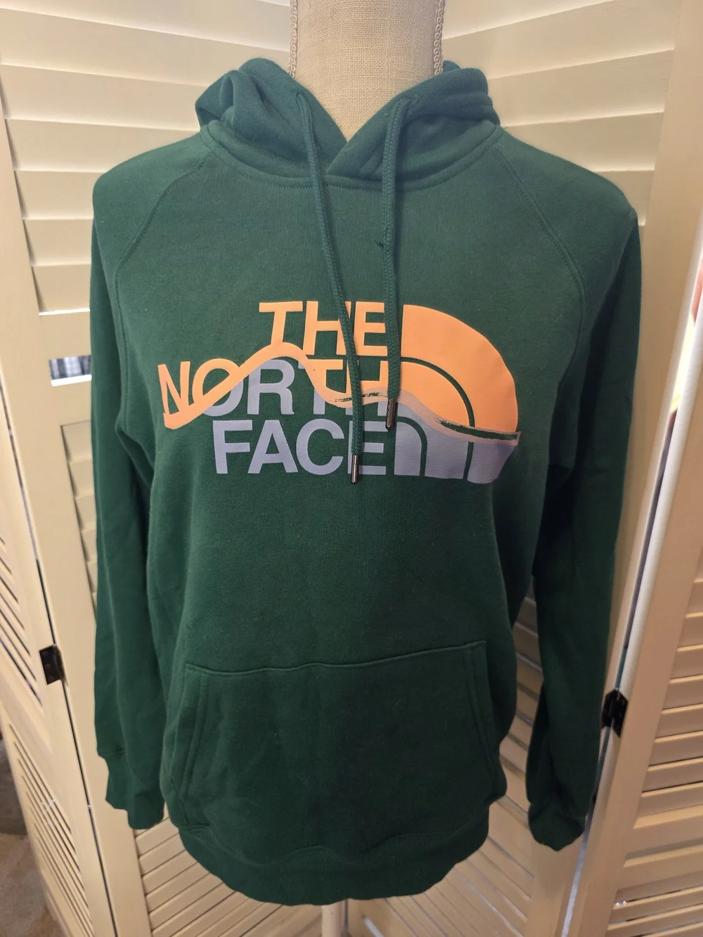 The North Face Men's Green Logo Hoodie 1462 PIT TO PIT 20 SMALL